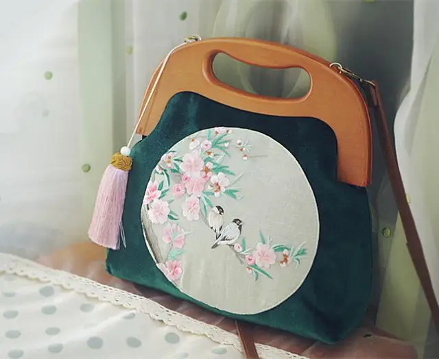 

Chinese Traditional Embroidery Show--there are new design arrival every month,limited edition,please contact with us to buy it