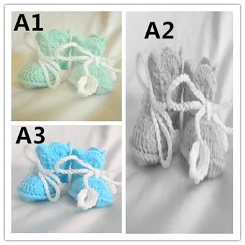 

crochet Baby Booties Turquoise baby shoes gift