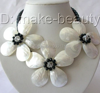 

Free Shipping>>>stunning big handmade baroque white shell pearl flower leather necklace