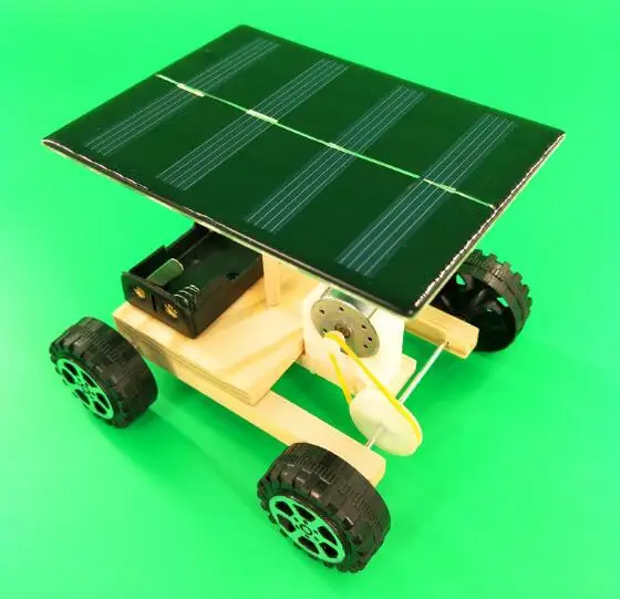 

Solar Energy Toys DIY Technology Science Kits Electric Four Wheel Drive Car Assembly Model Education Scientific Experiment Toy