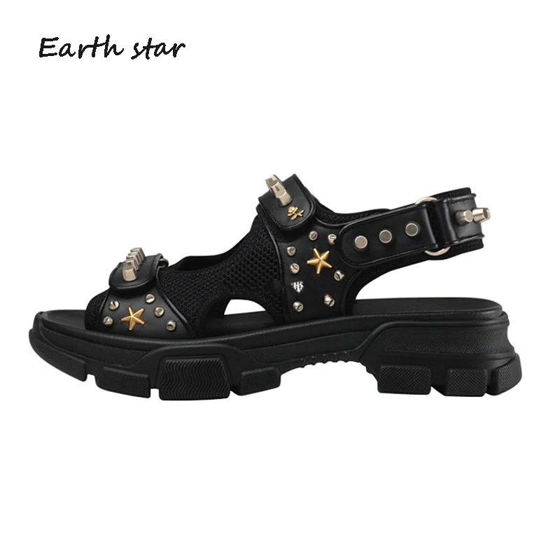 Обувь с заклепками Женские сандалии на платформе zapatos de mujer Брендовые пляжные