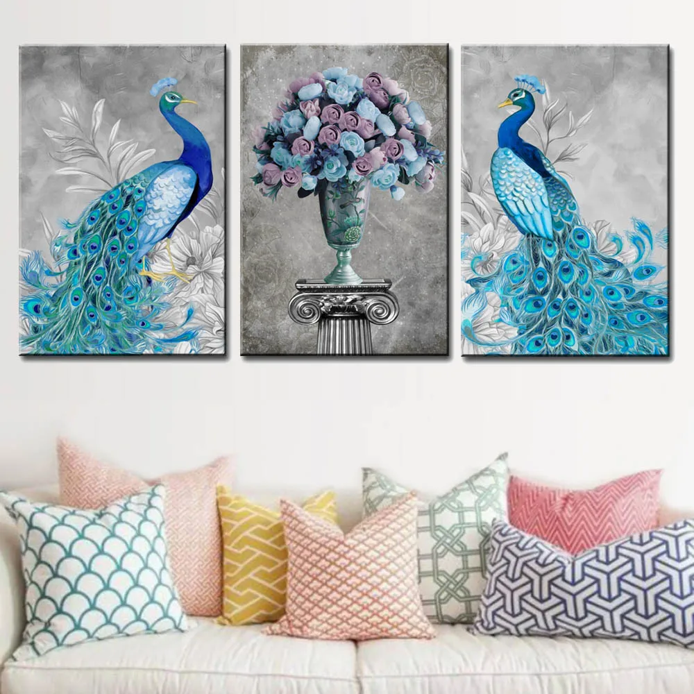 Peacock canvas print (2)