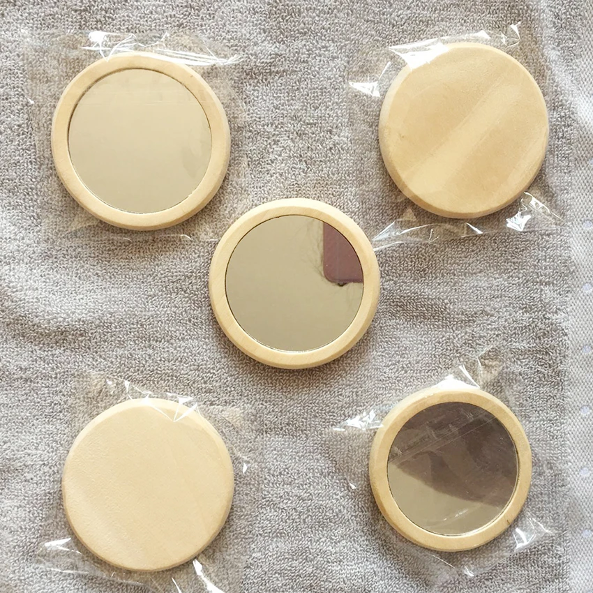 

50PCs Wood Small Round Mirror Portable Pocket HD Mirror Wooden Mini Makeup Mirror 7cm D30