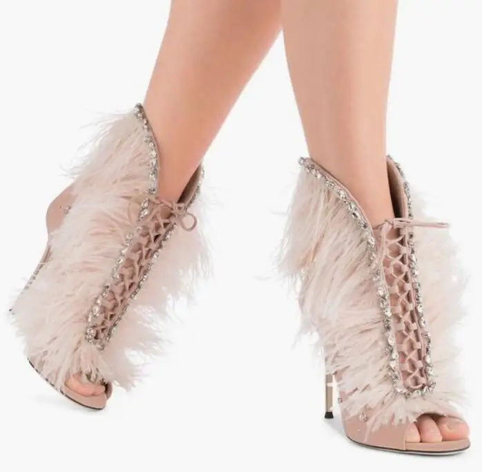 

Chmaori Luxury Rhinestone Embellished Stiletto High Heels Dress Wedding Shoes For Ladies Sexy Open Toe Feather Gladiator Sandals