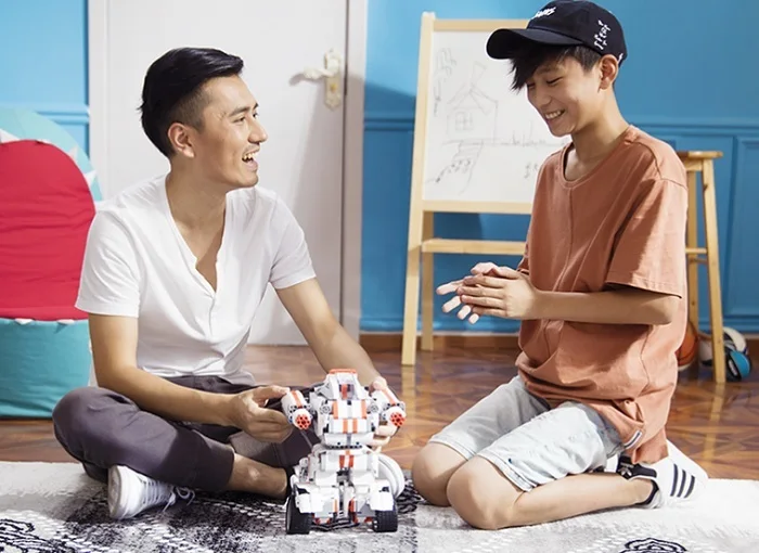 Xiaomi MITU DIY Mobile Phone Control Self-assembled Robot Building Block Toy