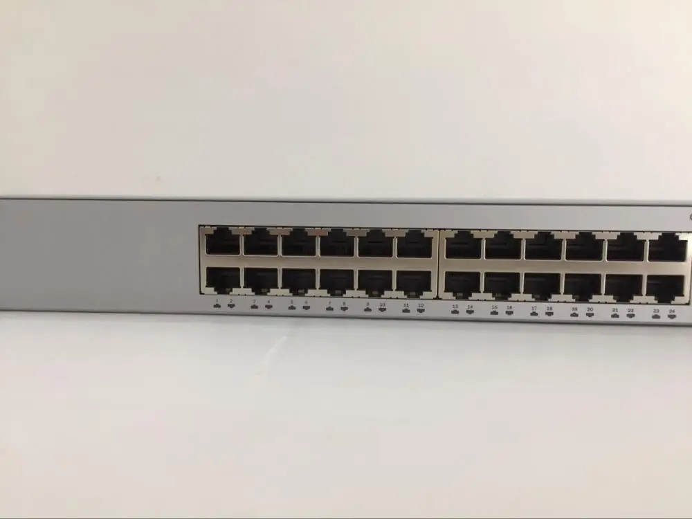 Фирменная Новинка WS-C2960L-24TS-LL 24 Порты и разъёмы Gigabit Ethernet-коммутатор WS-C2960L-24TS-AP