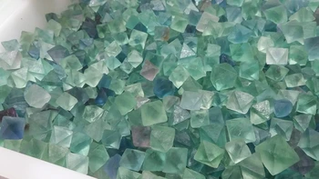 

2000g Natural beautiful green Fluorite Crystal Rock Specimen China