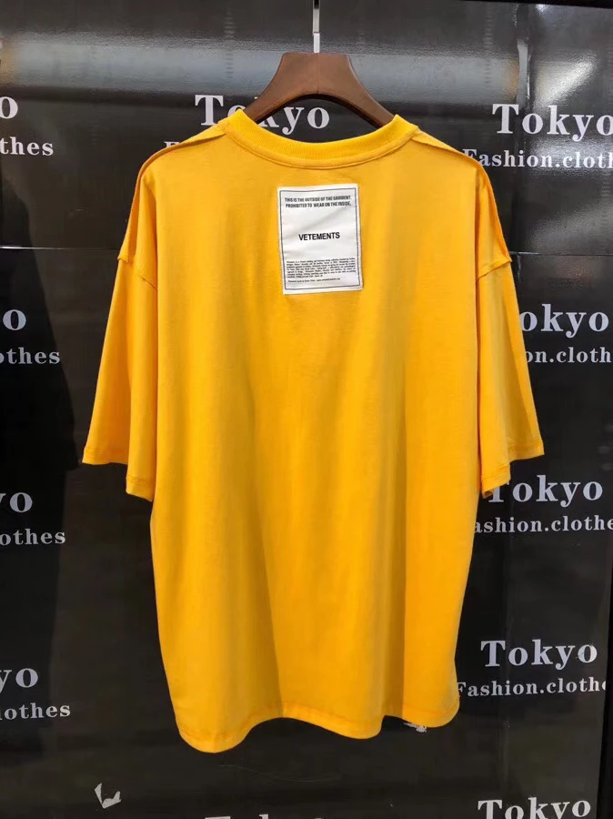 

19SS Vetements T Shirt Men Women Reversible Wear Oversize Patch Cotton TShirt Streetwear Hip Hop Harajuku Tshirts