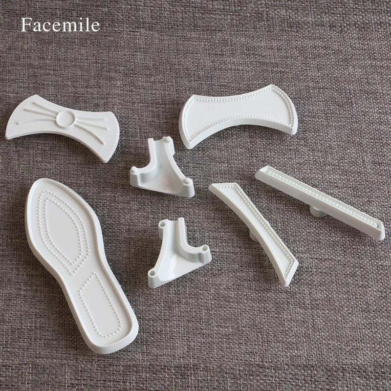 9pcs/set Plastic Fondant Lady's Shoe Cutter Ladies High heeled Shoes