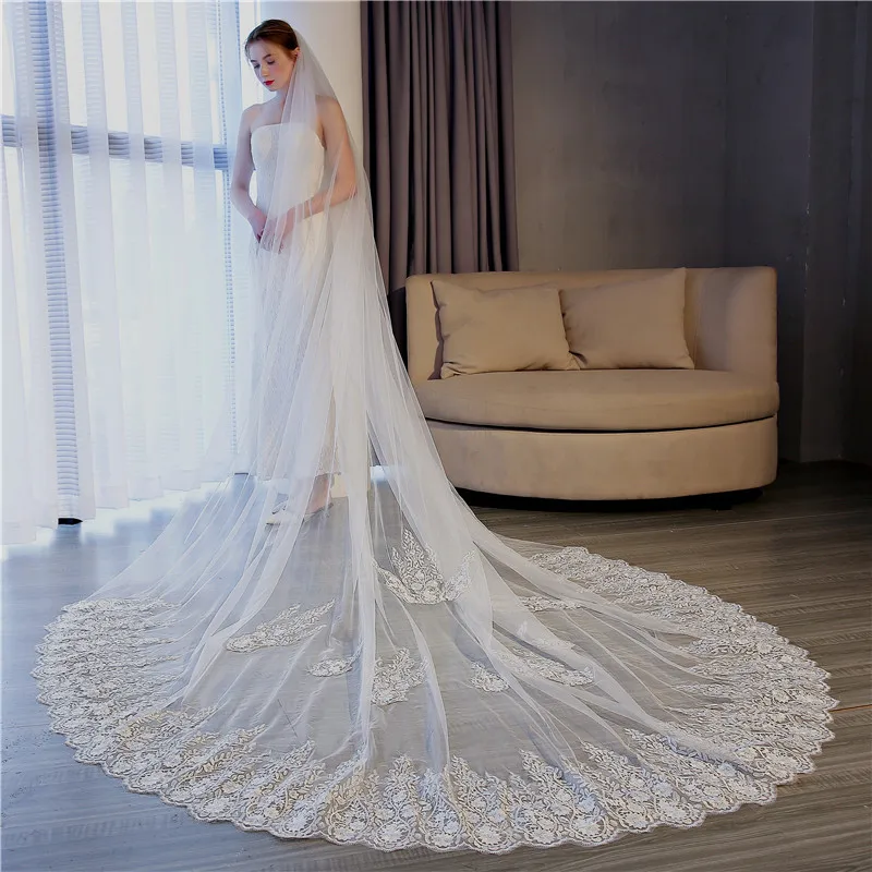 

New One Layer 4 Meters Bling Sequins Lace Edge Luxury Long Wedding Veils with Comb High Quality White Ivory Bridal Veil 2018 hot