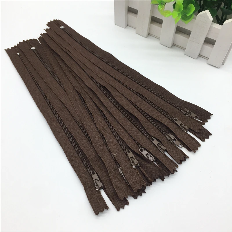 

10pcs 8Inch(20cm)-24Inch(60cm) 3# Open-End Brown Zippers Multipurpose Closed Nylon Coil Zippers Tailor Sewing Crafts #07