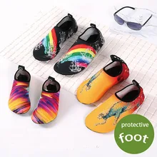 Прямая поставка; женская обувь на плоской подошве; мягкие складные женские пляжные шлепанцы для плавания; непромокаемая дышащая обувь для пар