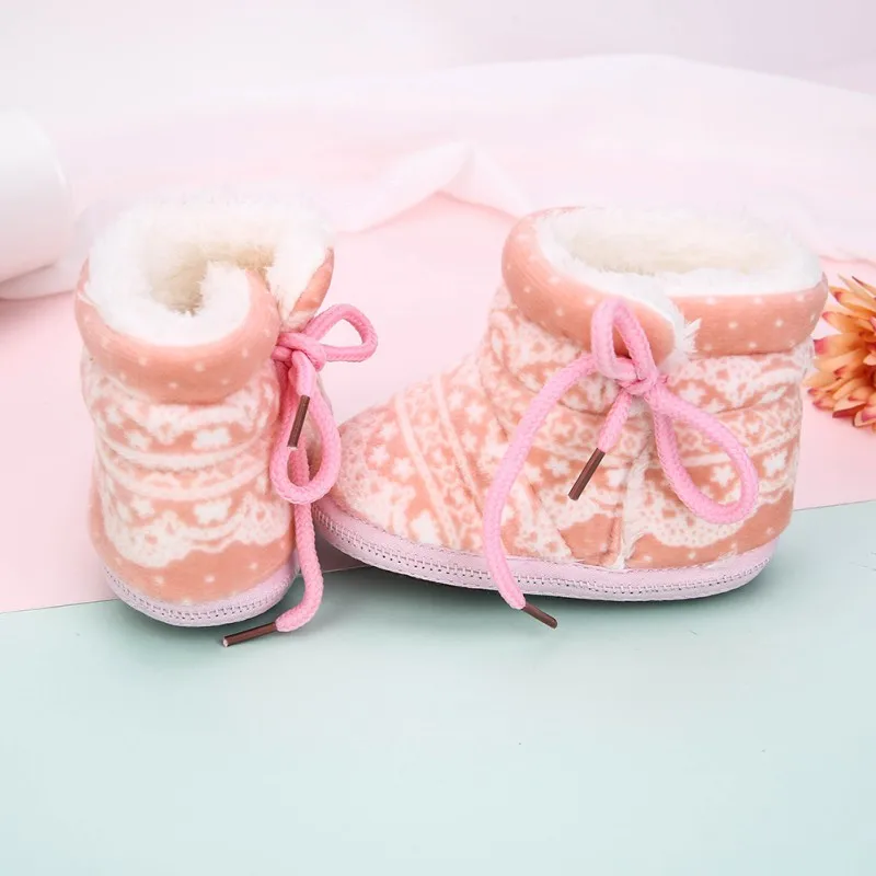 Зимние теплые детские зимние сапоги плюс бархатные ботинки для малышей новая детская обувь для новорожденных мягкая подошва противоскользящая детская обувь