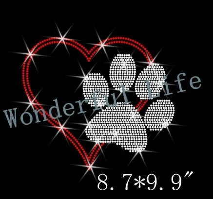 

Free Shipping Hot Fix Rhinestones Motifs Iron On Heat Transfer Crystal love heart with a paw print