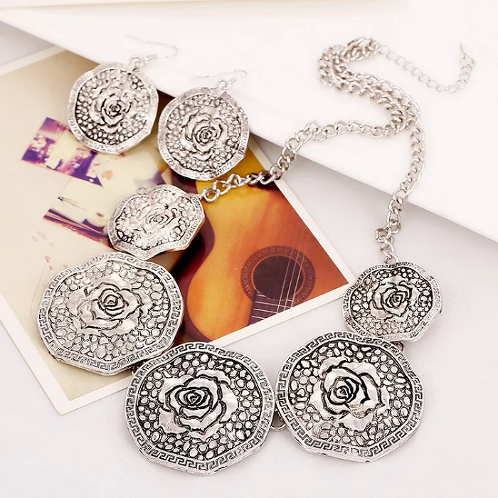 LZHLQ модный бренд винтажное круглое ожерелье с подвеской женское металлическое ожерелье на шею Макси ювелирные аксессуары - Окраска металла: Ancient silver