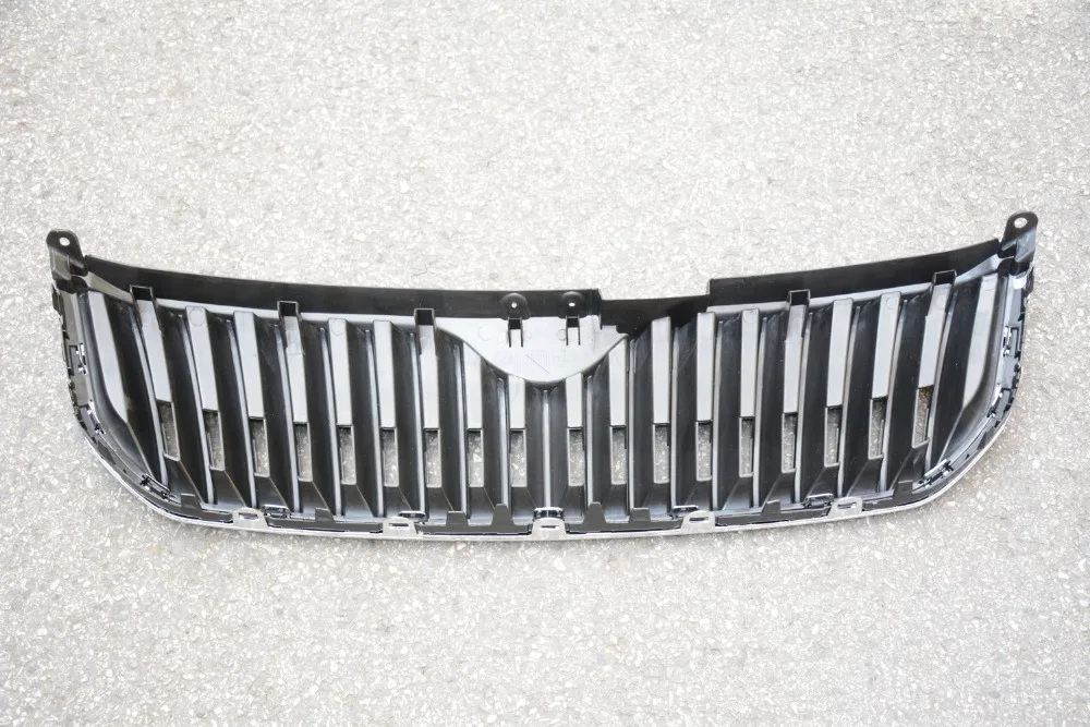 Cheap 2 PC Front Bumper Chrome Upper + Lower Mesh Grilles Grills Set For SKODA SUPERB 2009-2013 2 Cheap 2 PC Front Bumper Chrome Upper + Lower Mesh Grilles Grills Set For SKODA SUPERB 2009-2013 2