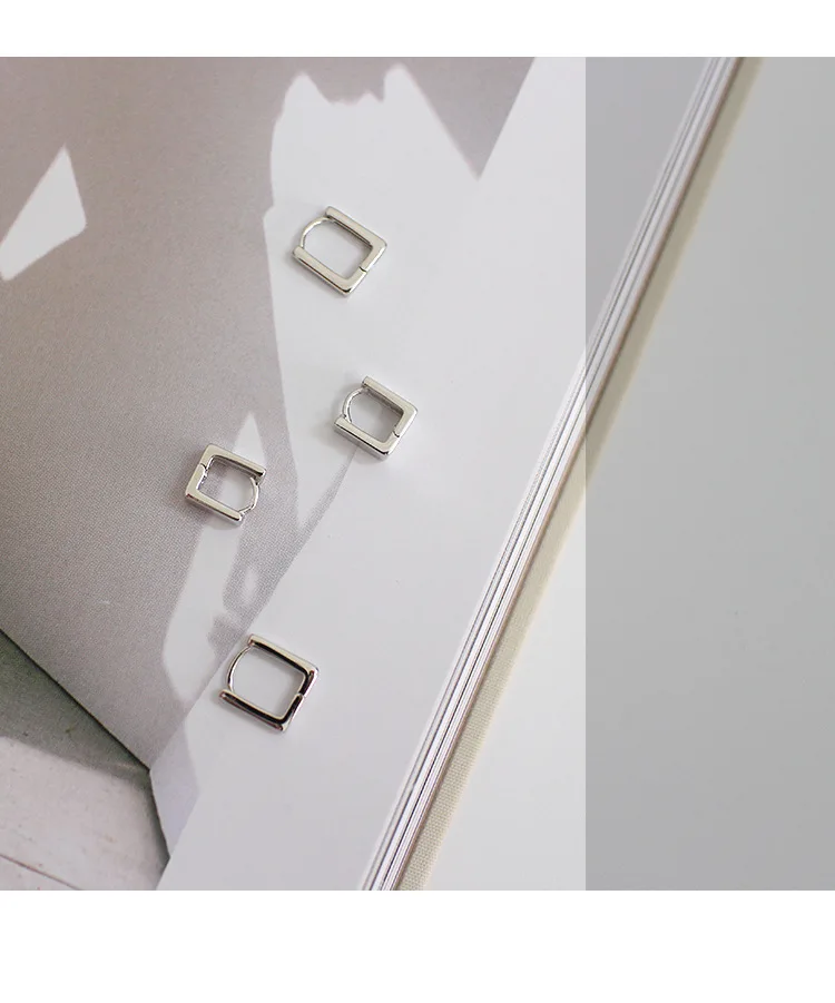 4693905718_514610680