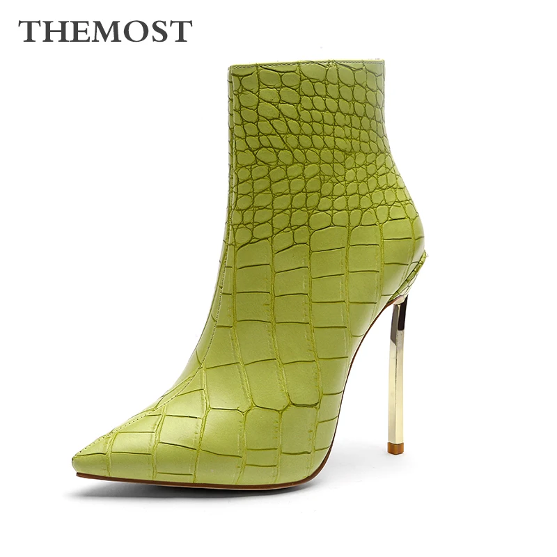 

ARQA fashion green crocodile pattern women's boots autumn and winter warm short plush high-heeled pointed female booties