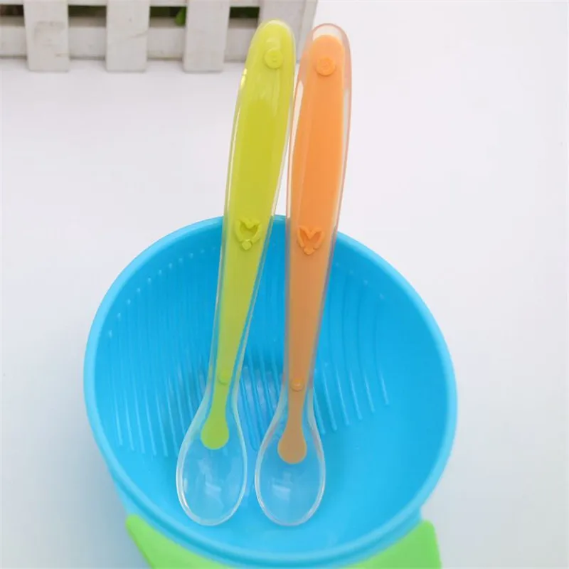 

Baby Spoon Feeding Feeder Utensils Tableware Solid Feeding Spoon Tools Cutlery 2019 Soft Silicone Infant Soft Baby Flatware