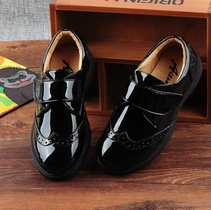 New Boys and girls British fashion Kids shoes Black and white flower girl students evening performance PU children's shoes