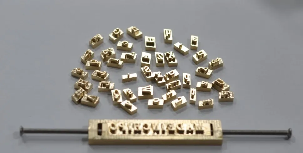 

Brass flexible letters,CNC engraving mold ,hot foil stamping machine,number,alphabet,symbol customization font,Character mold