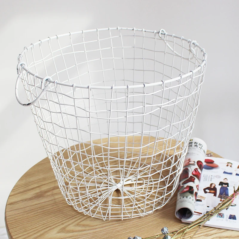 Nordic Metal Grid Storage Baskets Creative Handmade Retro Office Desktop Organizer Portable Handle Decoration Sundries Buckets