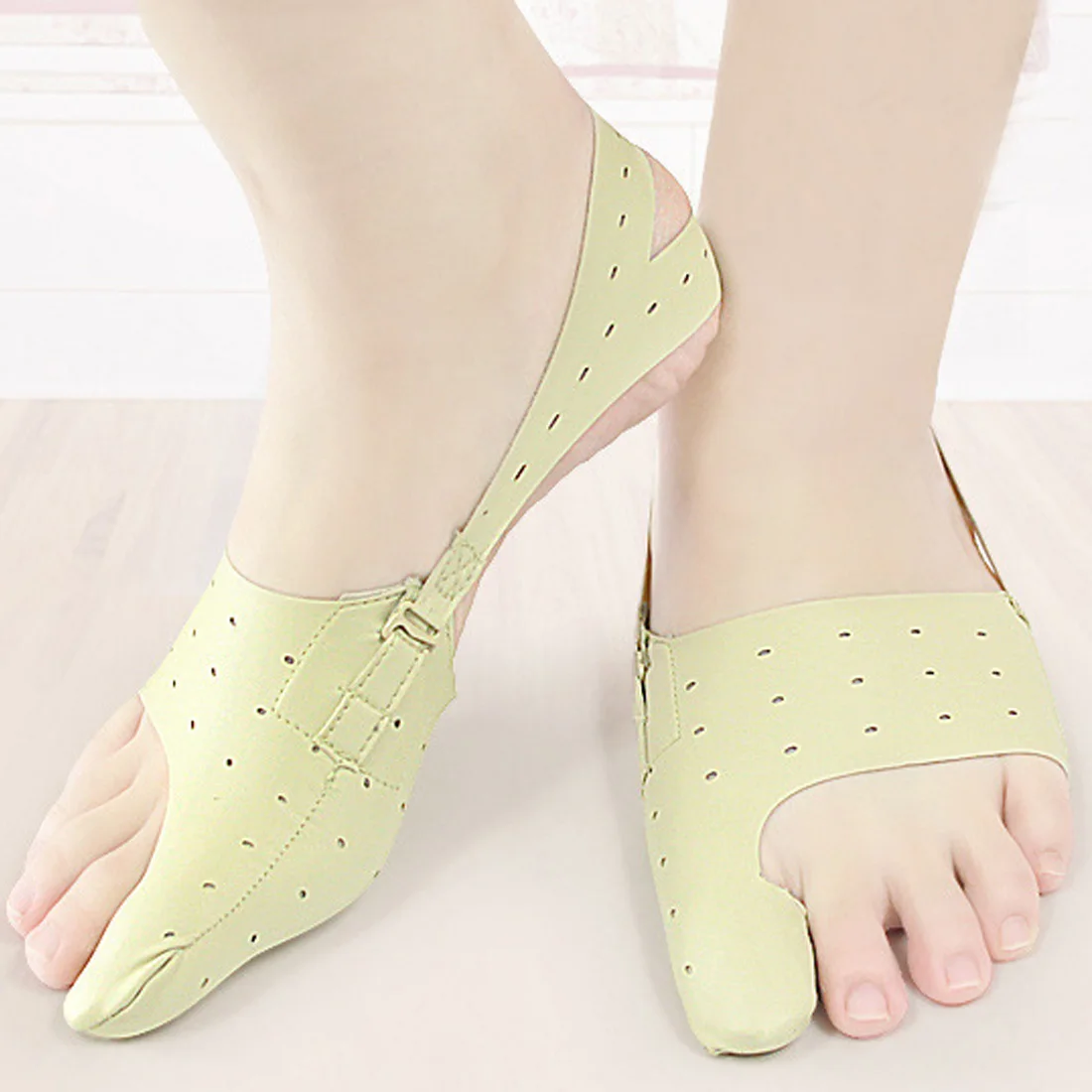 

Thumb aligner big foot toe aligner adult hallux valgus correction day and night wearable shoes big foot toe aligner