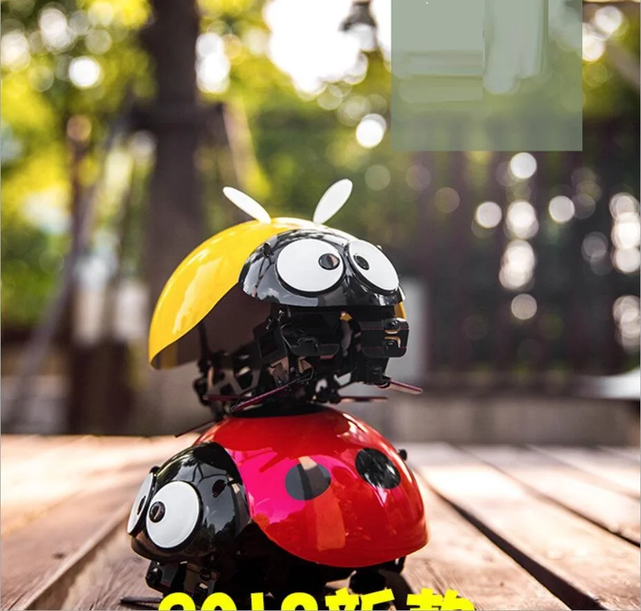 Remote control car touches seven-star ladybug to tickle robot remote control toy car toy for children