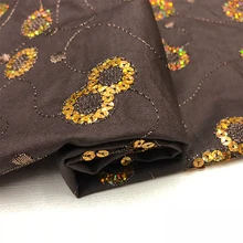 V домашний кинотеатр с хлопковой саржевой вышивкой DIY ремесло импорт Заказная ткань пыли пальто ткани для одежды