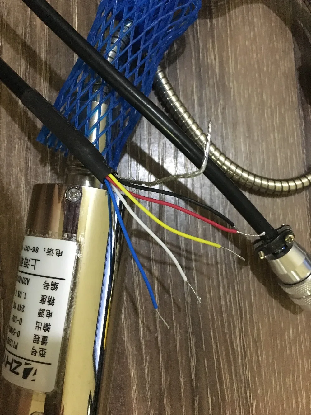 50 МПа точность 1.0% FS выход 10V мощность 24V pt124B 121 M14 152/460 Series Датчики высокого