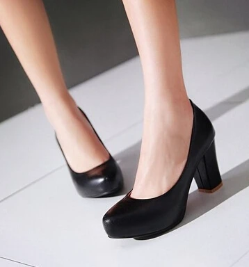 Весенняя обувь; Осенняя обувь; новая обувь; модельные туфли на высоком толстом каблуке с закрытым носком; Рабочая женская обувь черного цвета - Цвет: Черный