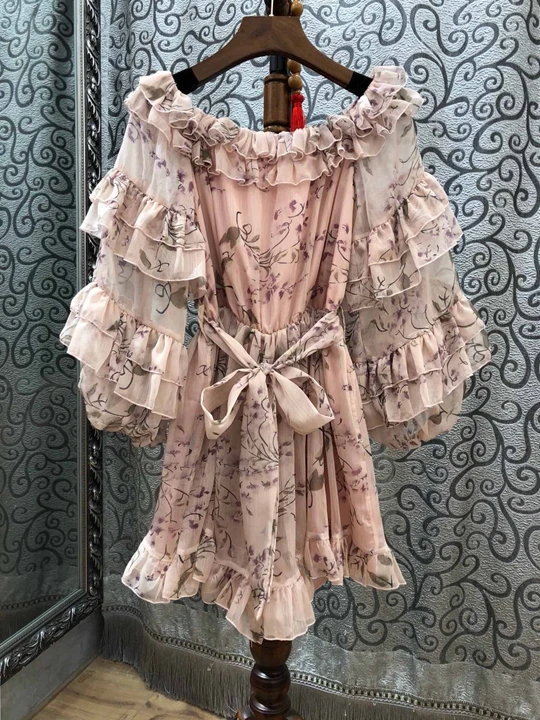 

2019 Summer Fashion Short Jumpsuits High Quality Ladies Sexy Slash Neck Chic Print Cascading Ruffle Casual Sexy Club Playsuits