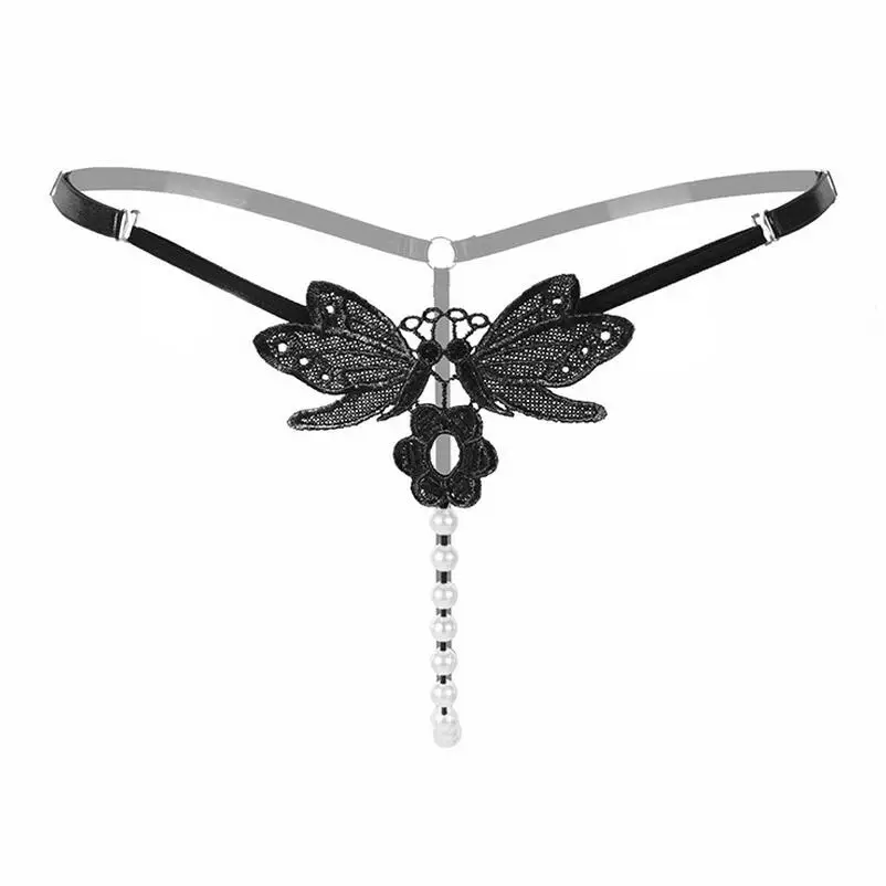 string femme avec perles