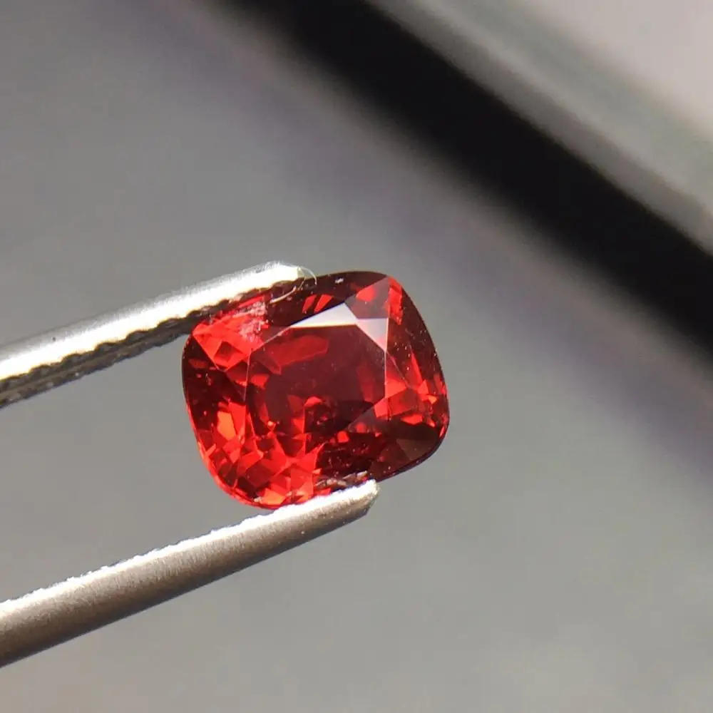 

909 Natural Spinel Gemstone Natural 1.33ct Red Spinel Burma Origin Loose Gemstones Loose Stones for Jewelry Necklace Making