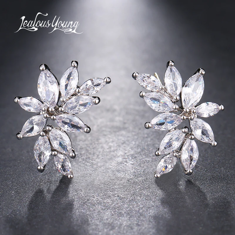 Classic Leaf Shape Bright Cubic Zirconia Stud Earrings For Women Yellow