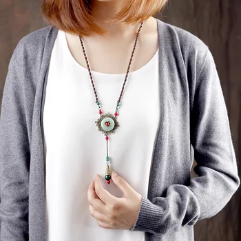 

Pure manual weaving Chinese national wind peace clasp pendant necklace Attractive women style