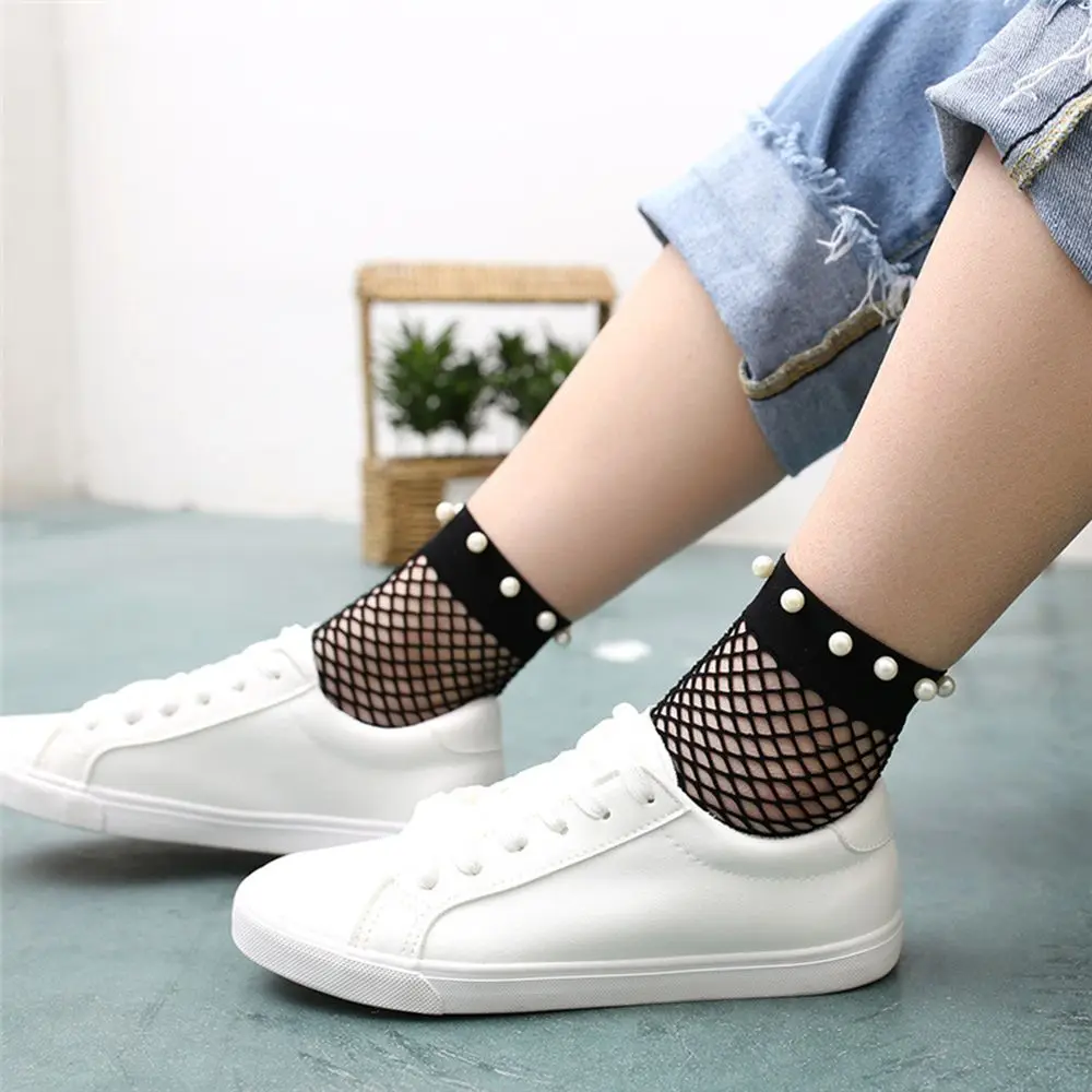 

1 pair Fashion Women Ruffle Fishnet Ankle High Socks Pearl Mesh Lace Fishnet Socks Flat Mesh Harajuku Mesh Socks