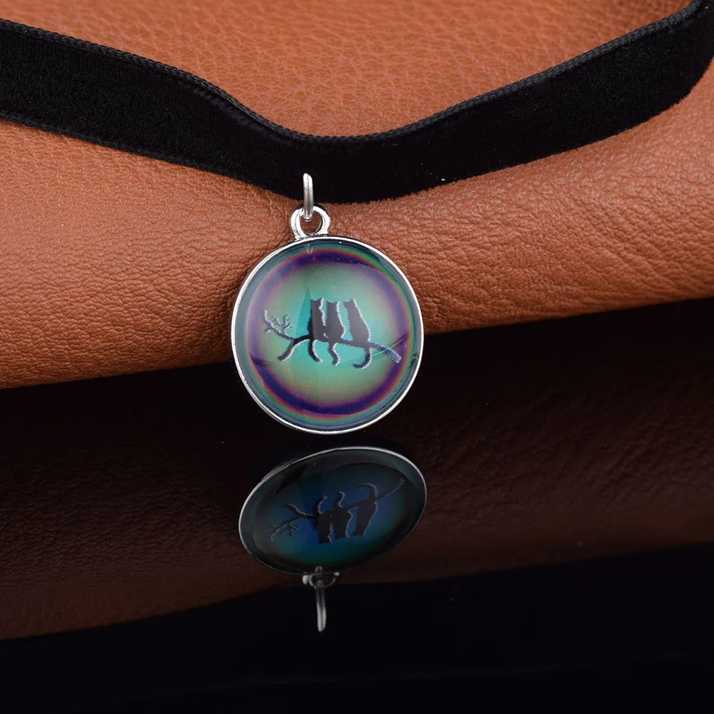 

mood cat Pendant Glass Cabochon Cat Glass Necklace Galaxy temperature color change Pendant Round Glass Necklace Tree Pendant