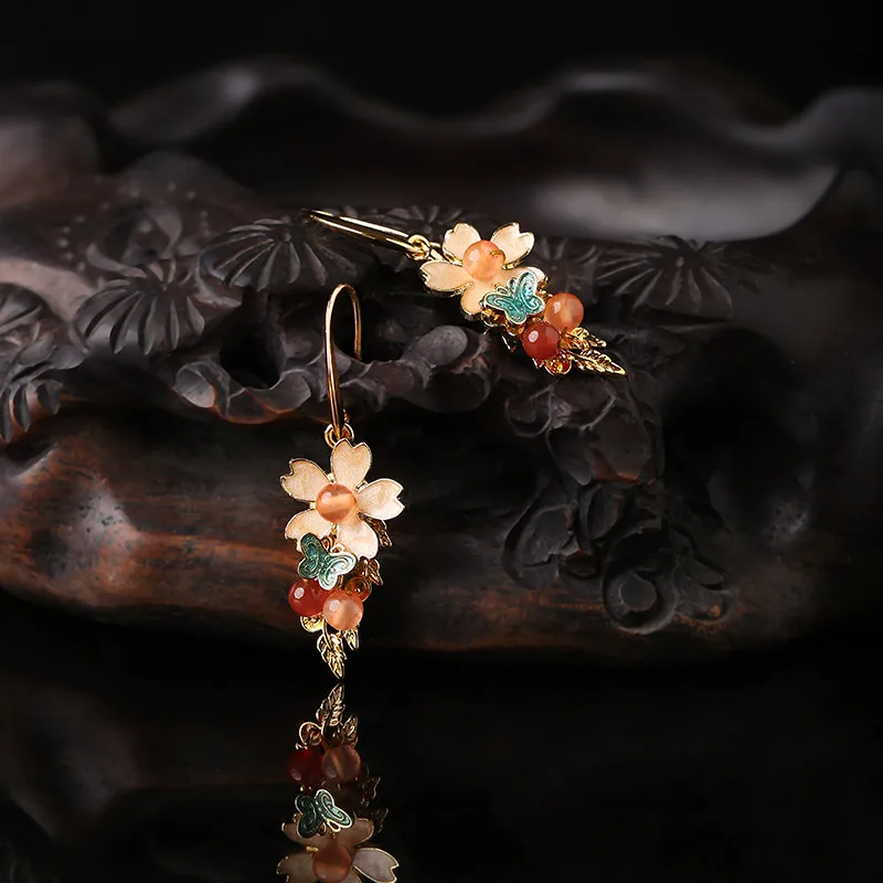 

Chinese wind restoring ancient ways cheongsam super fairy ms Korea personality joker pendant earrings earrings