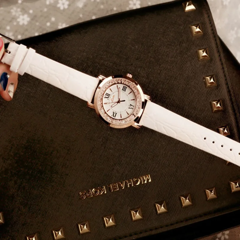 Classic Women's Watch Business Temperament Rhinestone Quartz Wristwatches Fashion Casual Student Watches Free Shipping Sales Classic Women's Watch Business Temperament Rhinestone Quartz Wristwatches Fashion Casual Student Watches Free Shipping Sales