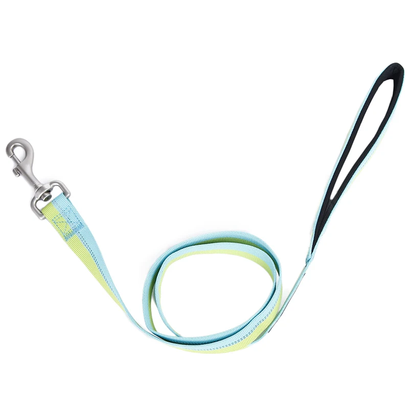 

Bicolour Reflective Walking Training Pet Rope Soft Retractable Large Dog Leash Fit With Collar