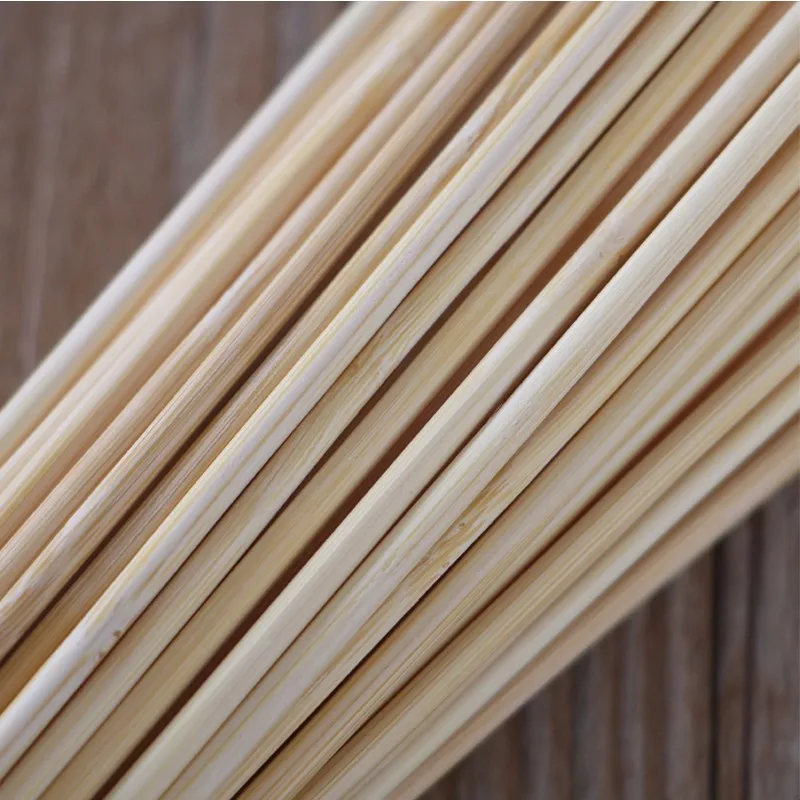 30x3mm bamboo skewers (2)