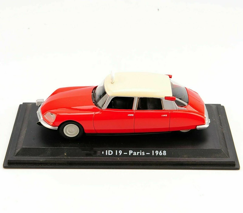 Цена Коллекционная модель автомобиля Красного белого цвета, масштаб 1 43, литье под давлением, такси ID 19 Париж 1968, модели автомобилей для детей, под...