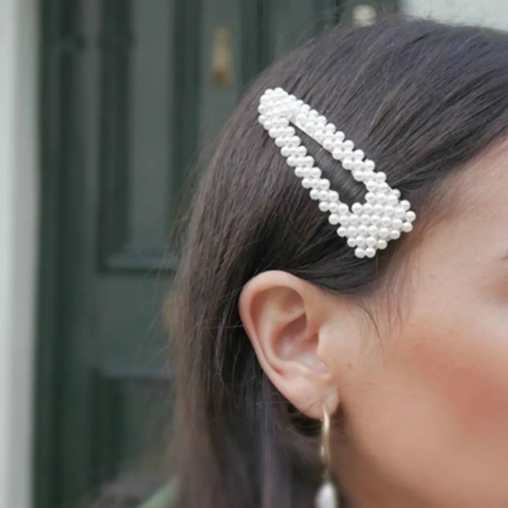

Gold Handmade Hair Clips Long Strip Pearl Hairpin Headdress Statement Women Jewelry Liu Hai Hairpin Accessories Gifts Wholesale