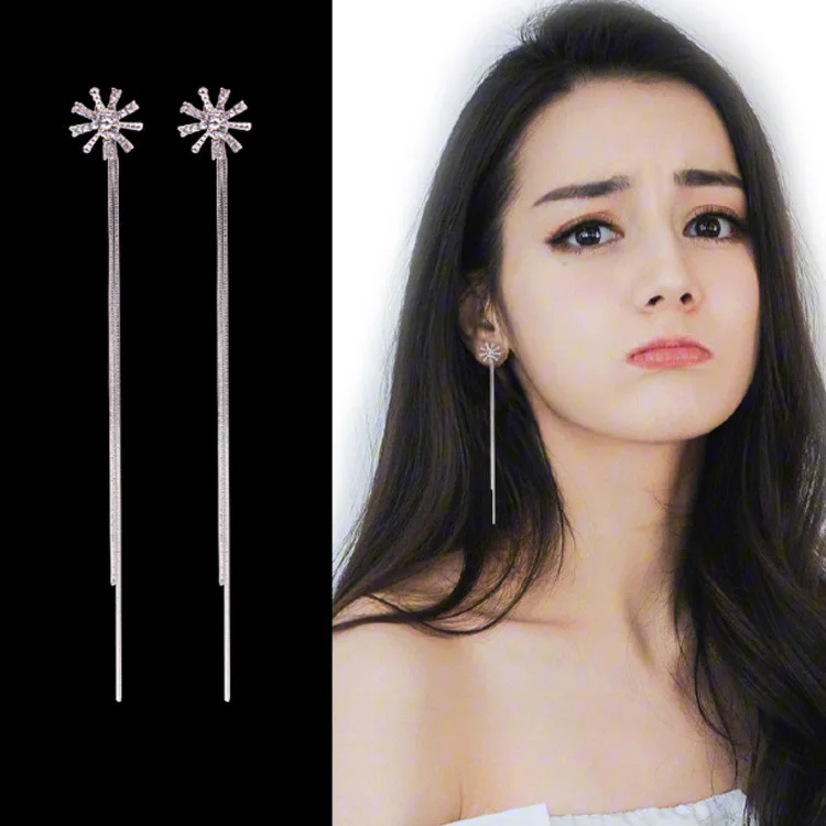 

Eleple Korean Female Fashion Snowflake Earring Wedding Anniversary Travelling Party Gifts Earrings Wholesale C9034 Factory