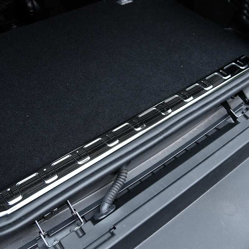 

Car trunk trim stainless steel trunk protector decorative sticker modification accessories car styling for new smart 453 fortwo