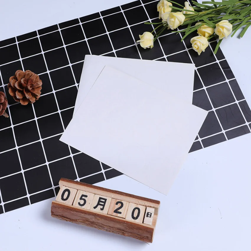 

120pcs/lot Cute White Color Round Self-adhesive Sealing Label Stickers Gift Bag Candy Box Decorate