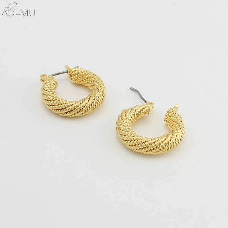 

AOMU 2019 New Design Gold Silver Metal Thick Twisted Geometric Round Circle Small Hoop Earrings for Women Party Jewelry Gift