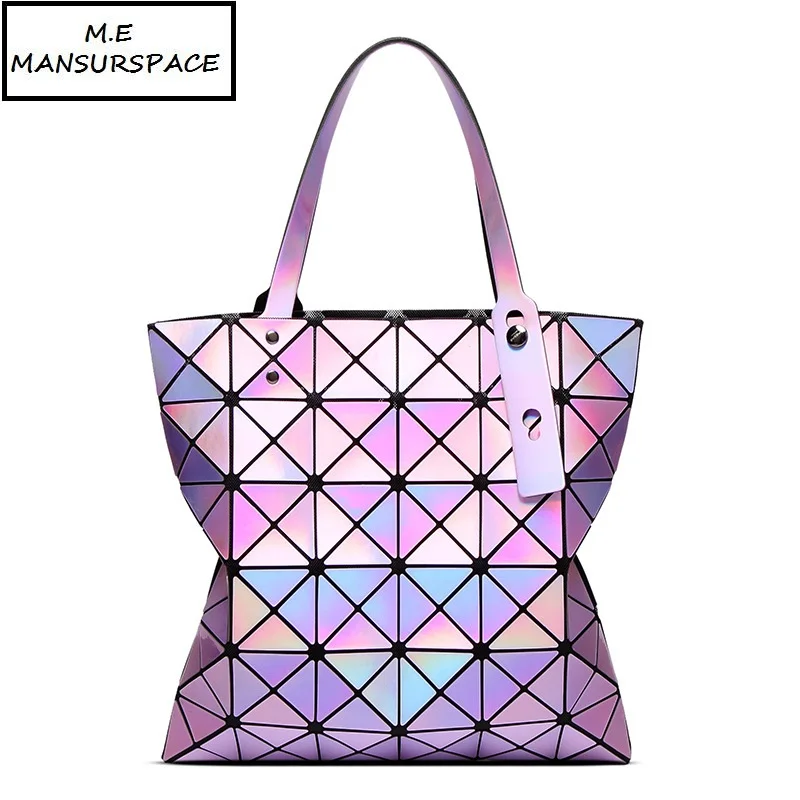 

MANSURSPACE geometric laser mirror glitter bao laser holographic folding ladies handbag 6*6 diamond lattice bolso