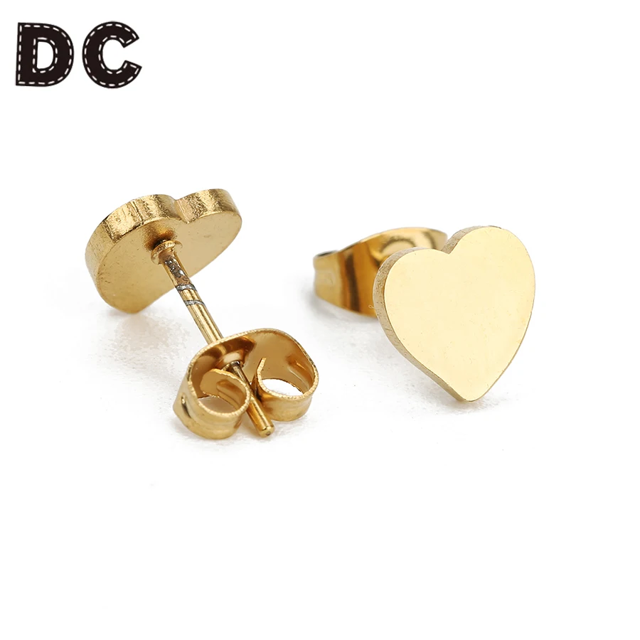 

DC 2018 New Fashion Gold Color Stainless Steel Heart Shape Stud Earrings for Women Men Couple Ear Findings Party Jewelry Gifts